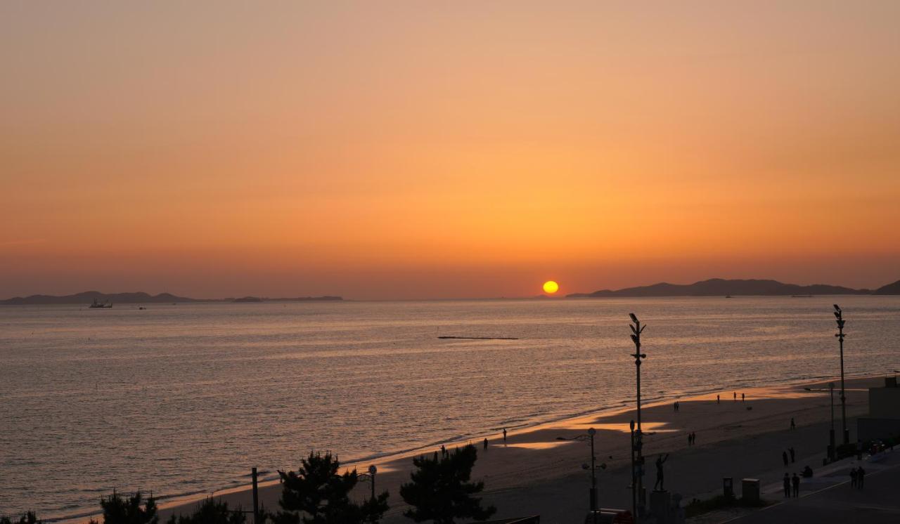 Hotel Solaire Boryeong Bagian luar foto