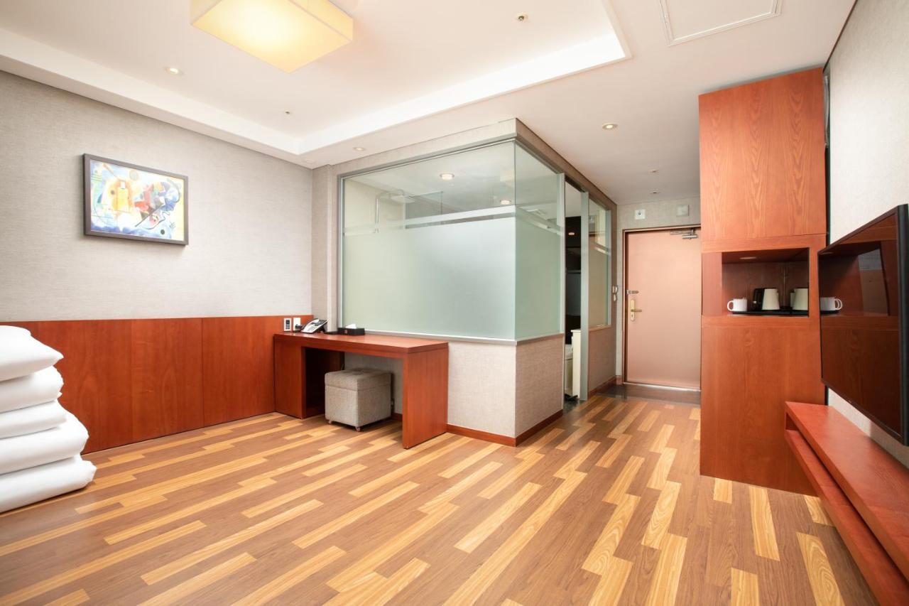 Hotel Solaire Boryeong Bagian luar foto